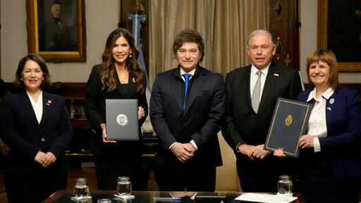 visa-embajada-milei-argentina